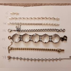 6 Signed Costume Bracelets +1 Entender